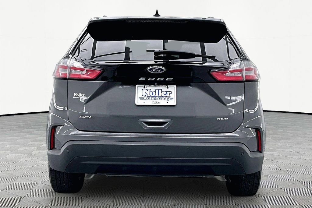 Certified 2022 Ford Edge SEL w/ Sport Appearance Package AWD/4WD image 4