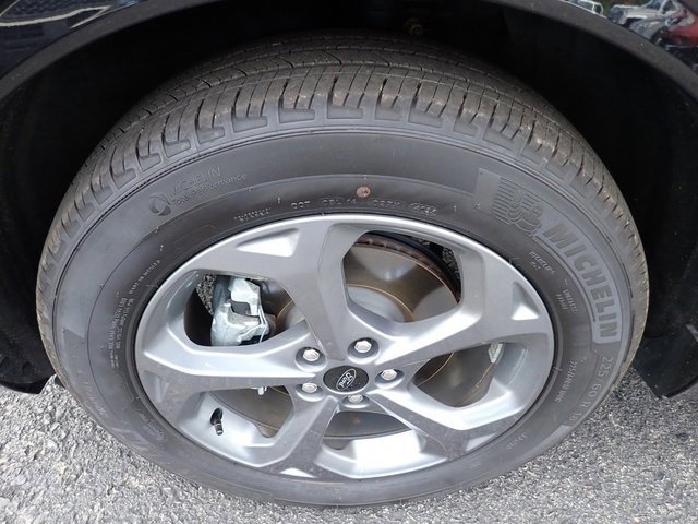 Certified 2023 Ford Escape ST-Line Select w/ Tech Pack #2 image 12