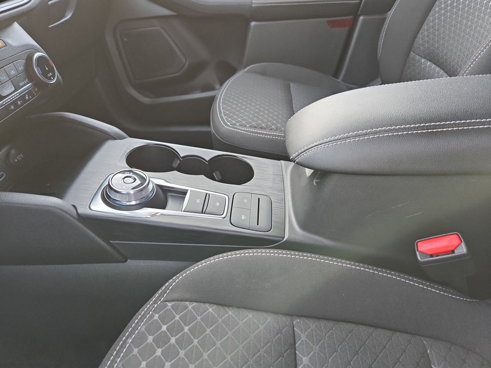 Certified 2023 Ford Escape Active AWD/4WD image 22