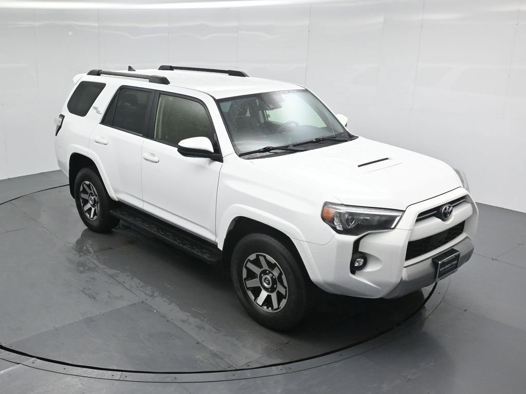 Used 2024 Toyota 4Runner TRD Off-Road image 4
