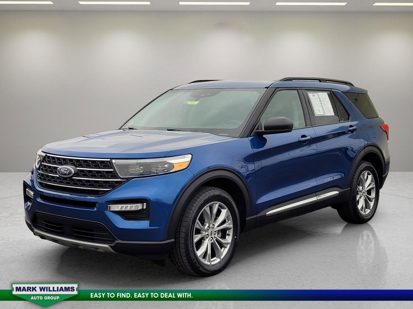 Certified 2022 Ford Explorer XLT w/ Equipment Group 202A AWD/4WD image 8