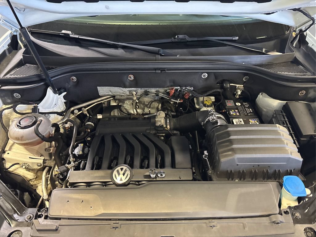 Used 2018 Volkswagen Atlas SE AWD/4WD image 16