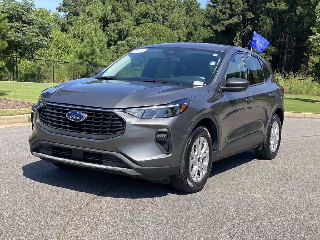 Certified 2025 Ford Escape Active FWD image 10