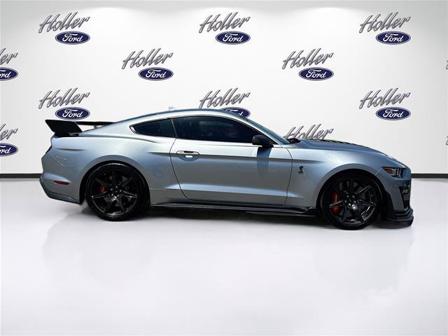 Certified 2021 Ford Mustang Shelby GT500 w/ Carbon Fiber Track Pack RWD image 9
