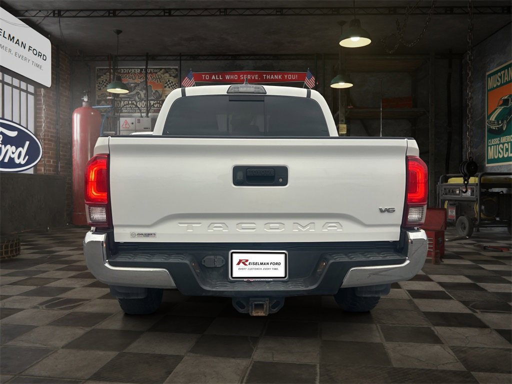 Used 2019 Toyota Tacoma TRD Off-Road image 5