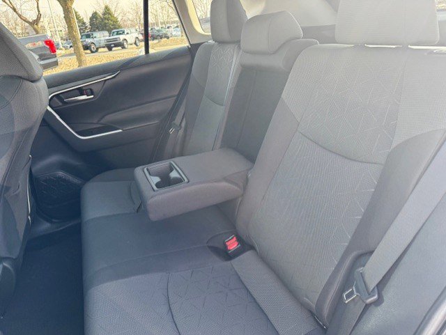 Used 2023 Toyota RAV4 XLE image 23