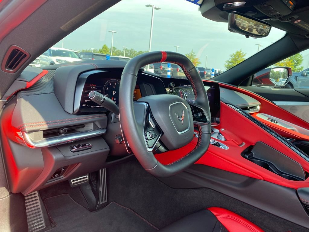 Used 2020 Chevrolet Corvette Stingray Preferred Cpe w/ 2LT Preferred Equipment Group RWD image 9