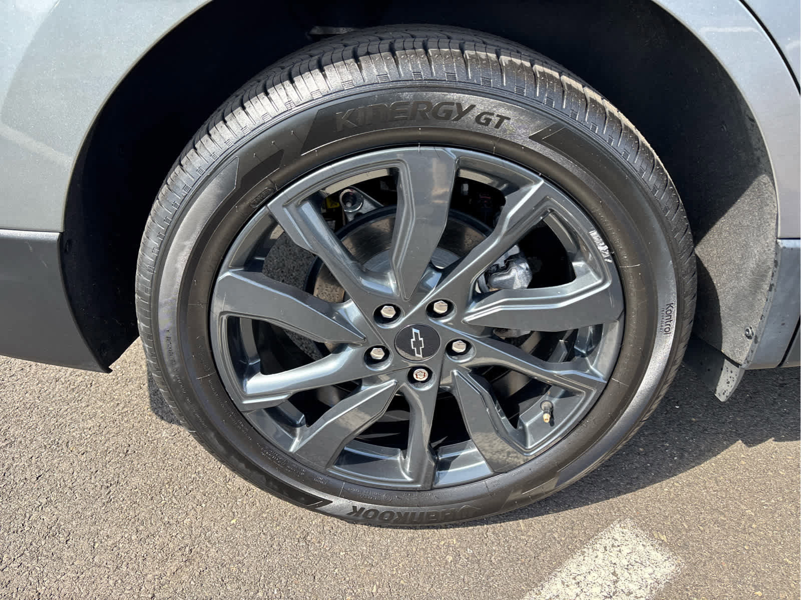 Used 2023 Chevrolet Equinox RS w/ RS Leather Package image 35