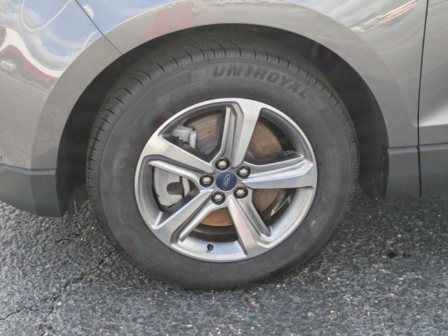 Certified 2022 Ford Edge SEL w/ Convenience Package image 11