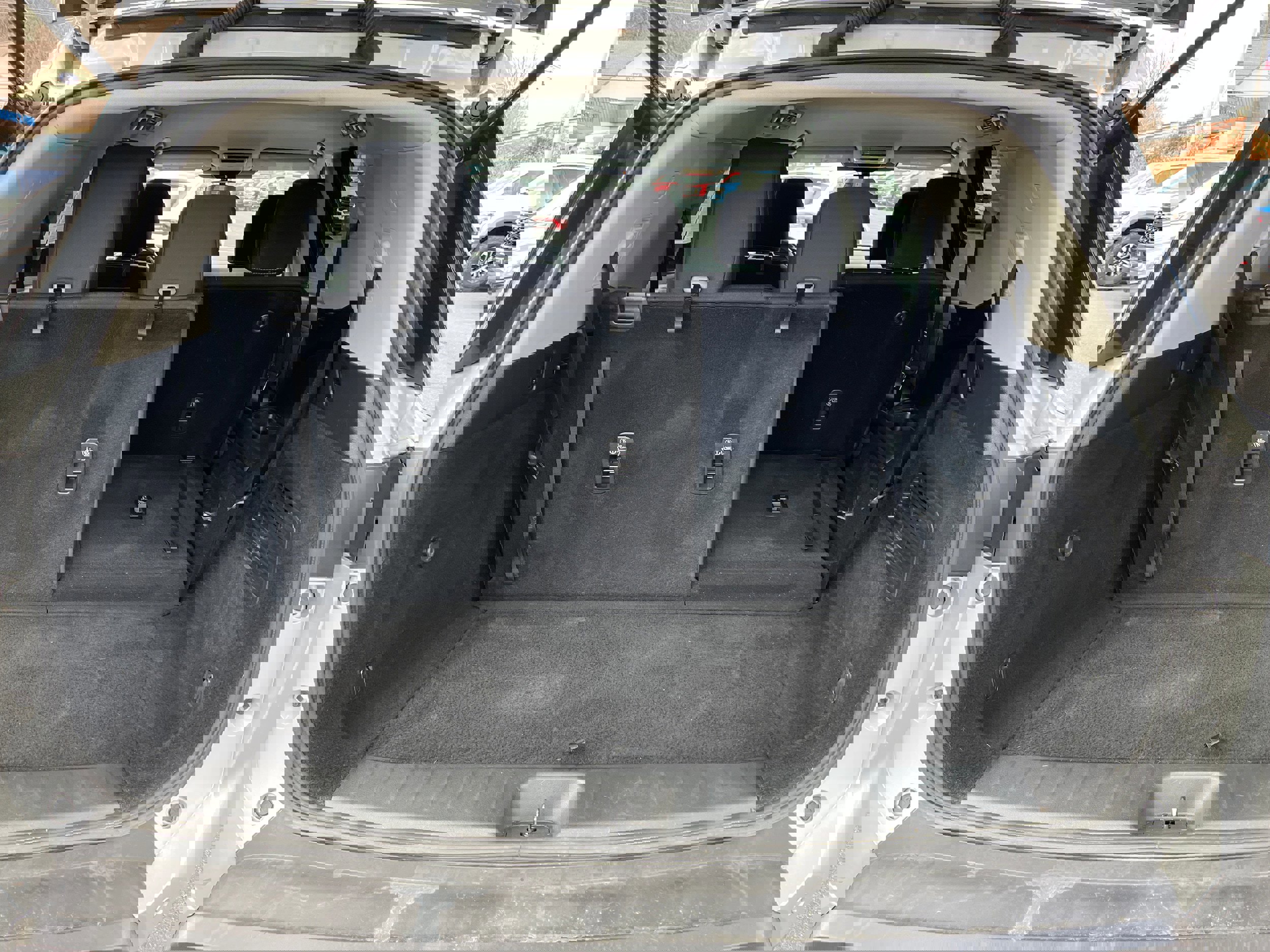 Used 2022 Nissan Pathfinder SV image 15