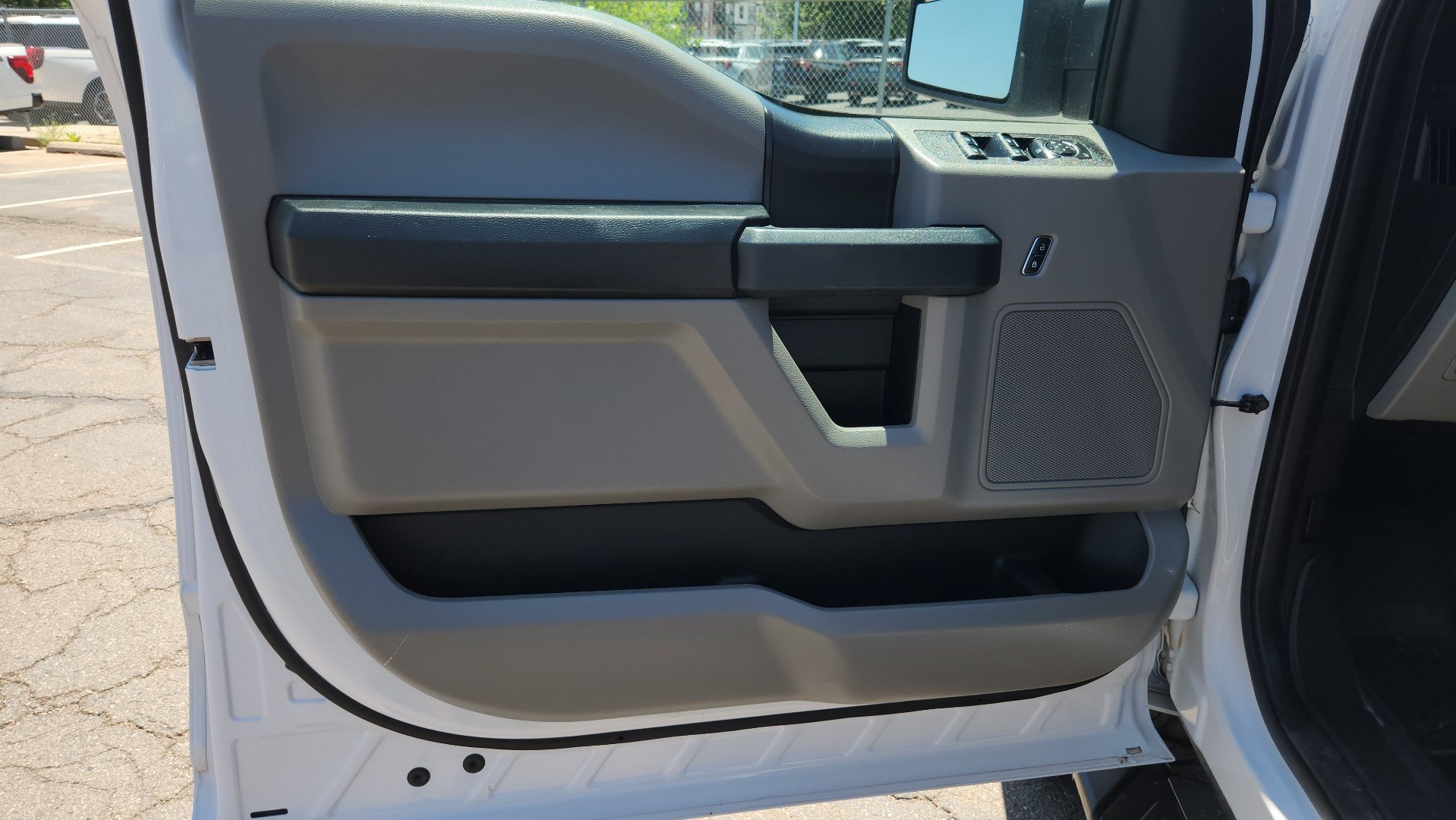 Certified 2019 Ford F150 XL w/ Equipment Group 101A Mid AWD/4WD image 38