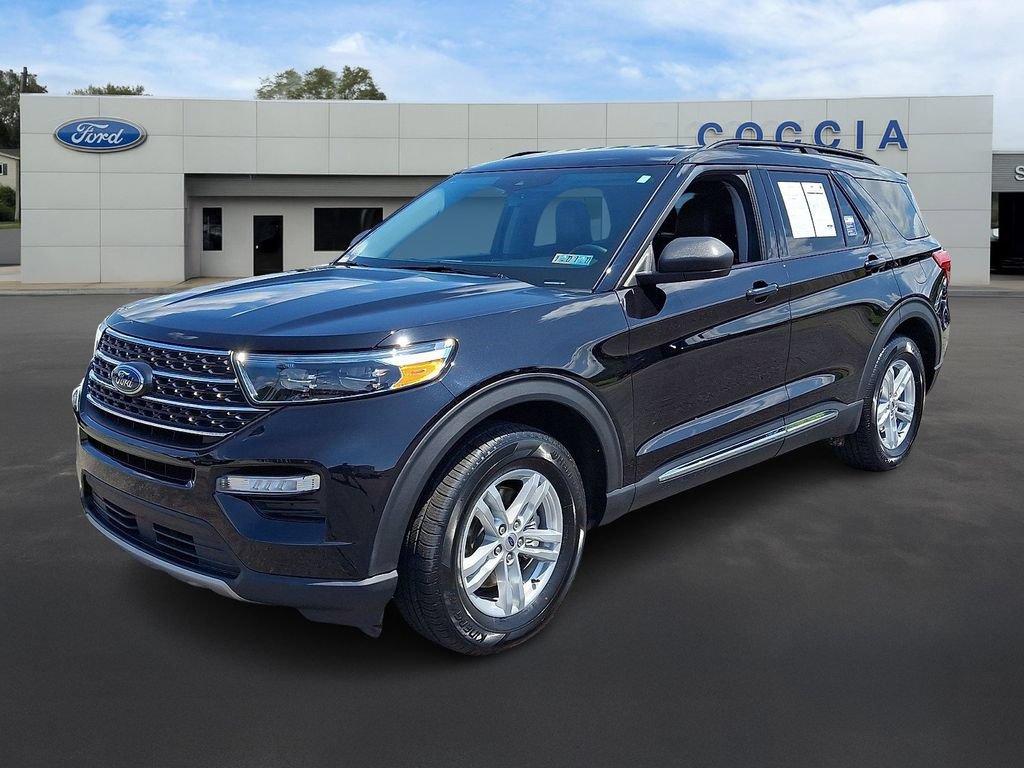 Certified 2023 Ford Explorer XLT w/ Equipment Group 202A AWD/4WD image 1