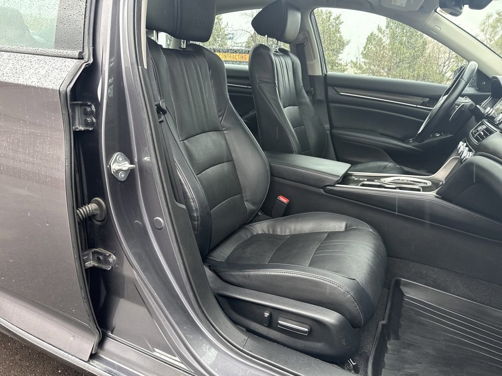 Used 2018 Honda Accord EX-L image 31