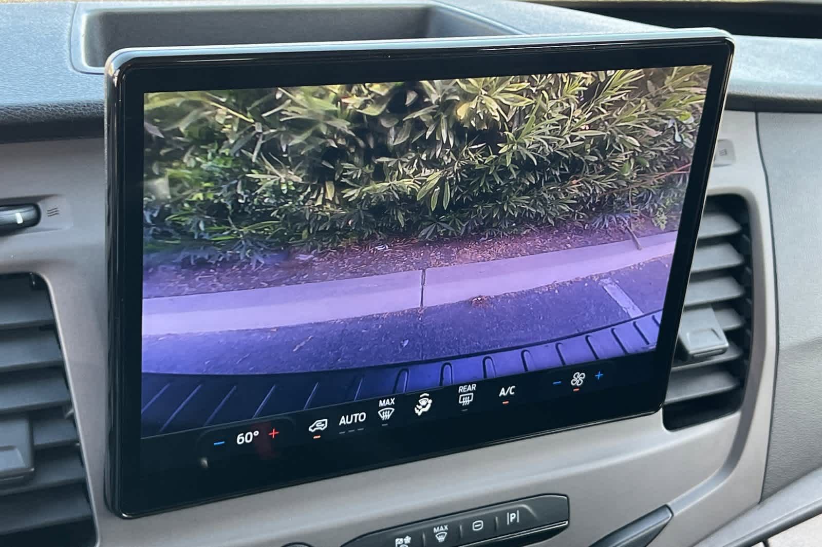 Certified 2022 Ford Transit 350 XLT image 21