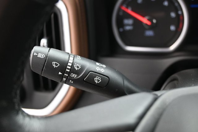 Used 2022 Chevrolet Silverado 1500 High Country AWD/4WD image 17