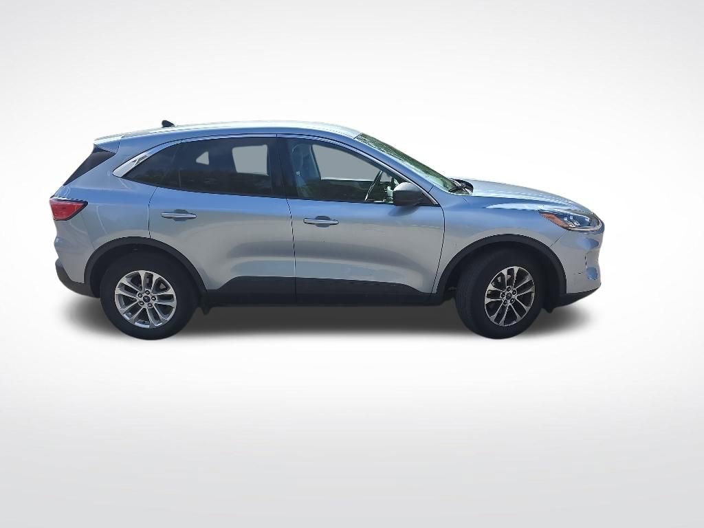 Certified 2022 Ford Escape SE w/ Convenience Package AWD/4WD image 4