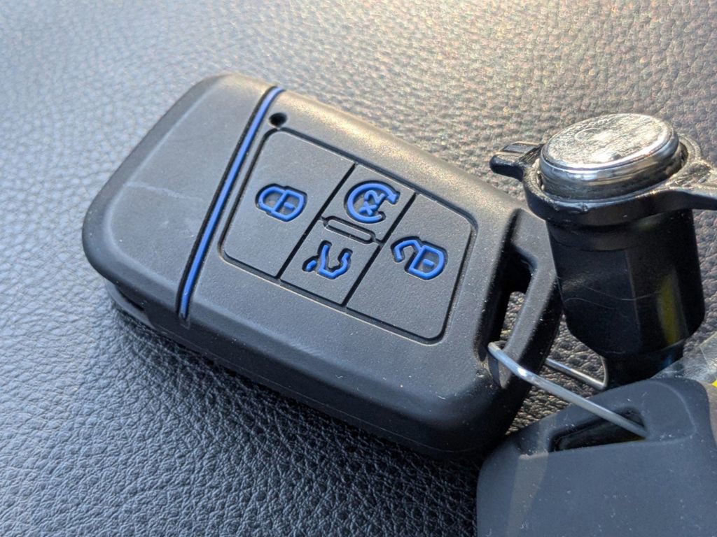 Used 2019 Volkswagen Atlas SEL Premium image 34