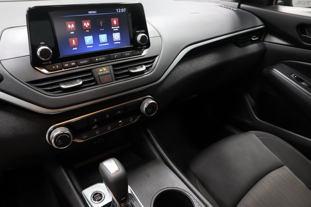 Used 2024 Nissan Altima 2.5 S image 29