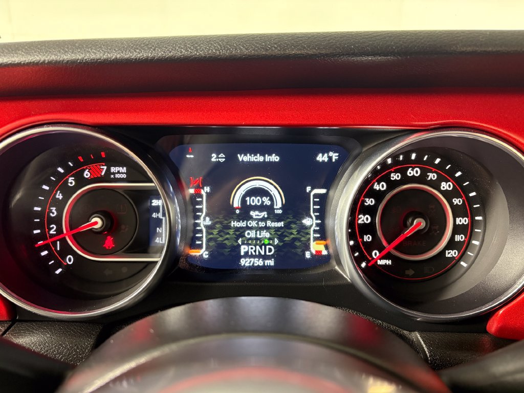 Used 2020 Jeep Wrangler Unlimited Rubicon w/ Cold Weather Group AWD/4WD image 14