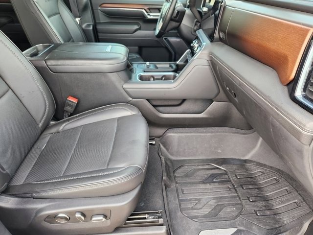 Used 2024 GMC Sierra 2500 Denali w/ Denali Reserve Package image 13