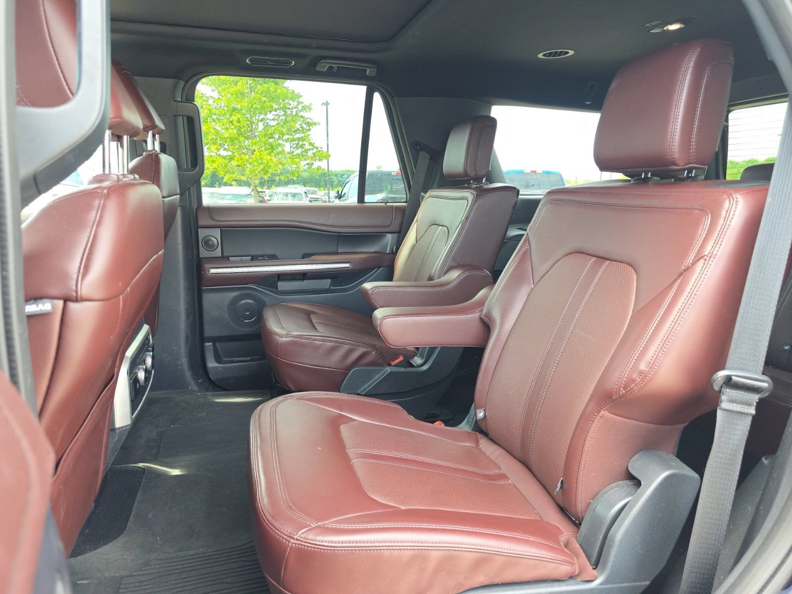 Certified 2023 Ford Expedition Limited AWD/4WD image 18