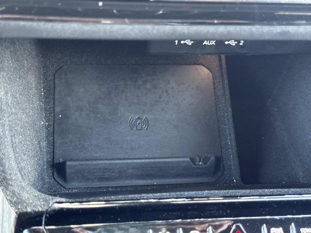 Used 2023 Jeep Wagoneer L Series II AWD/4WD image 30