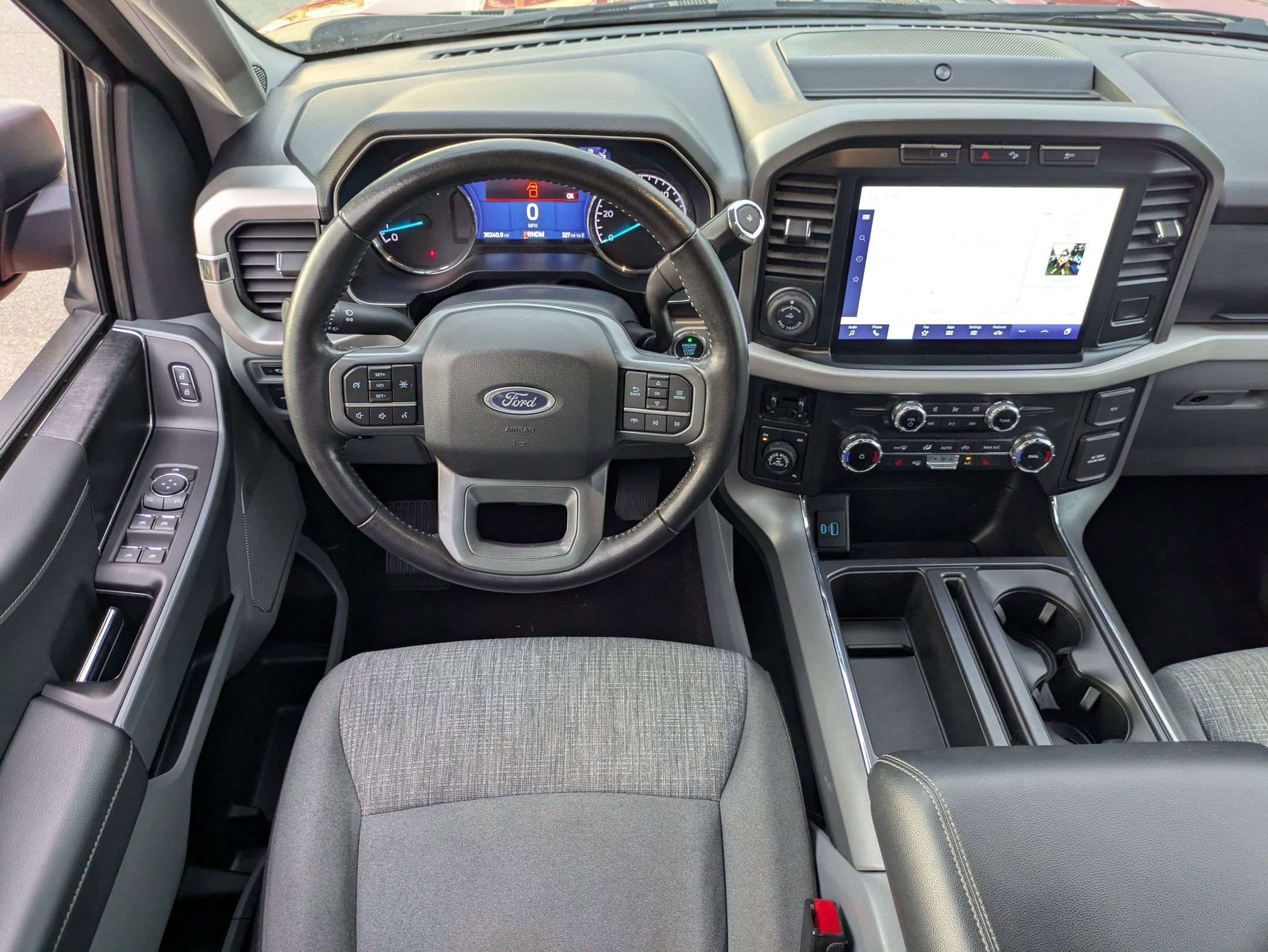 Certified 2022 Ford F150 XLT w/ Equipment Group 302A High image 35