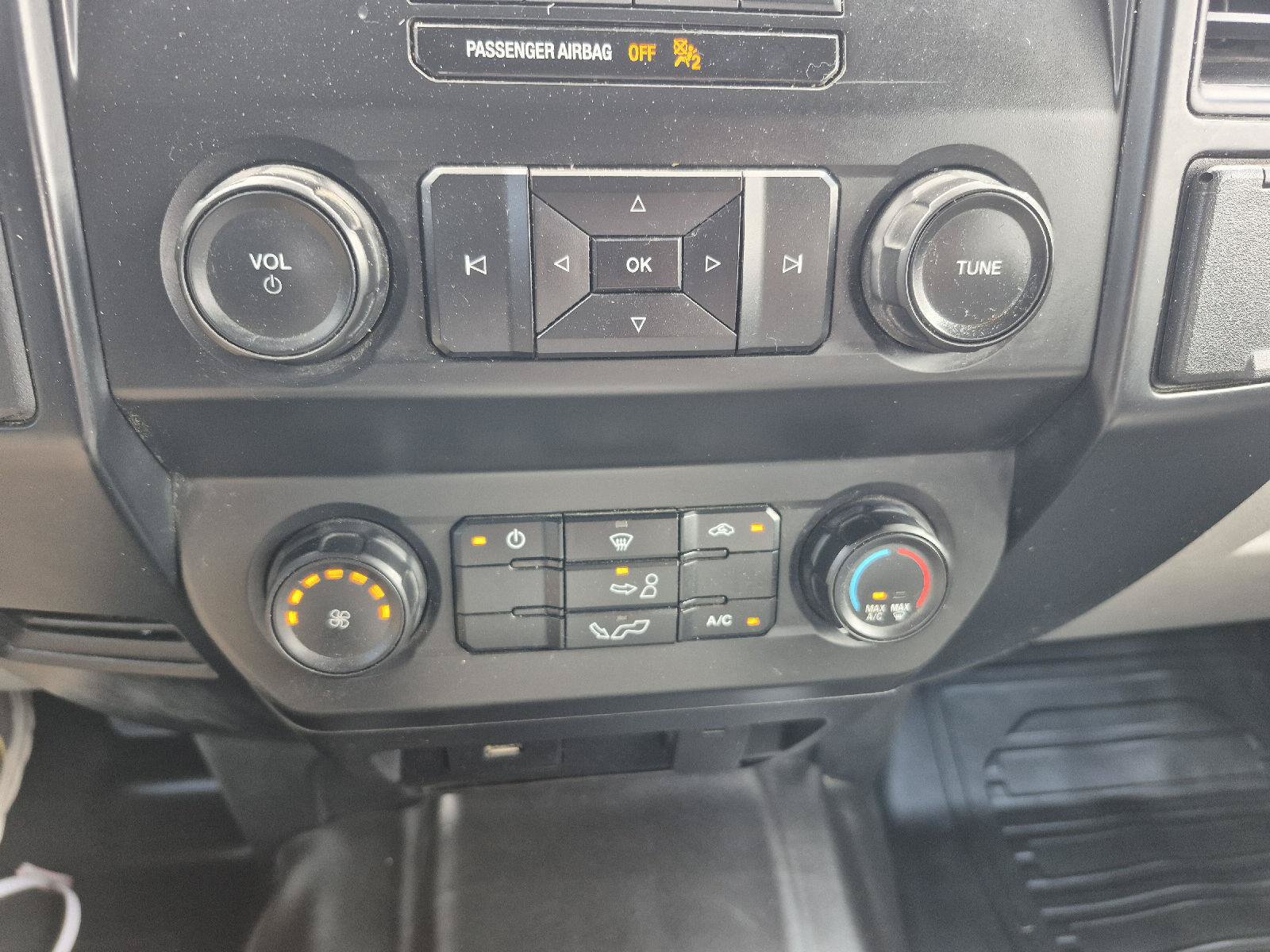 Certified 2020 Ford F150 XL w/ Equipment Group 101A Mid RWD image 4