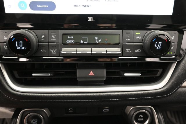 Used 2024 Toyota Grand Highlander AWD image 21
