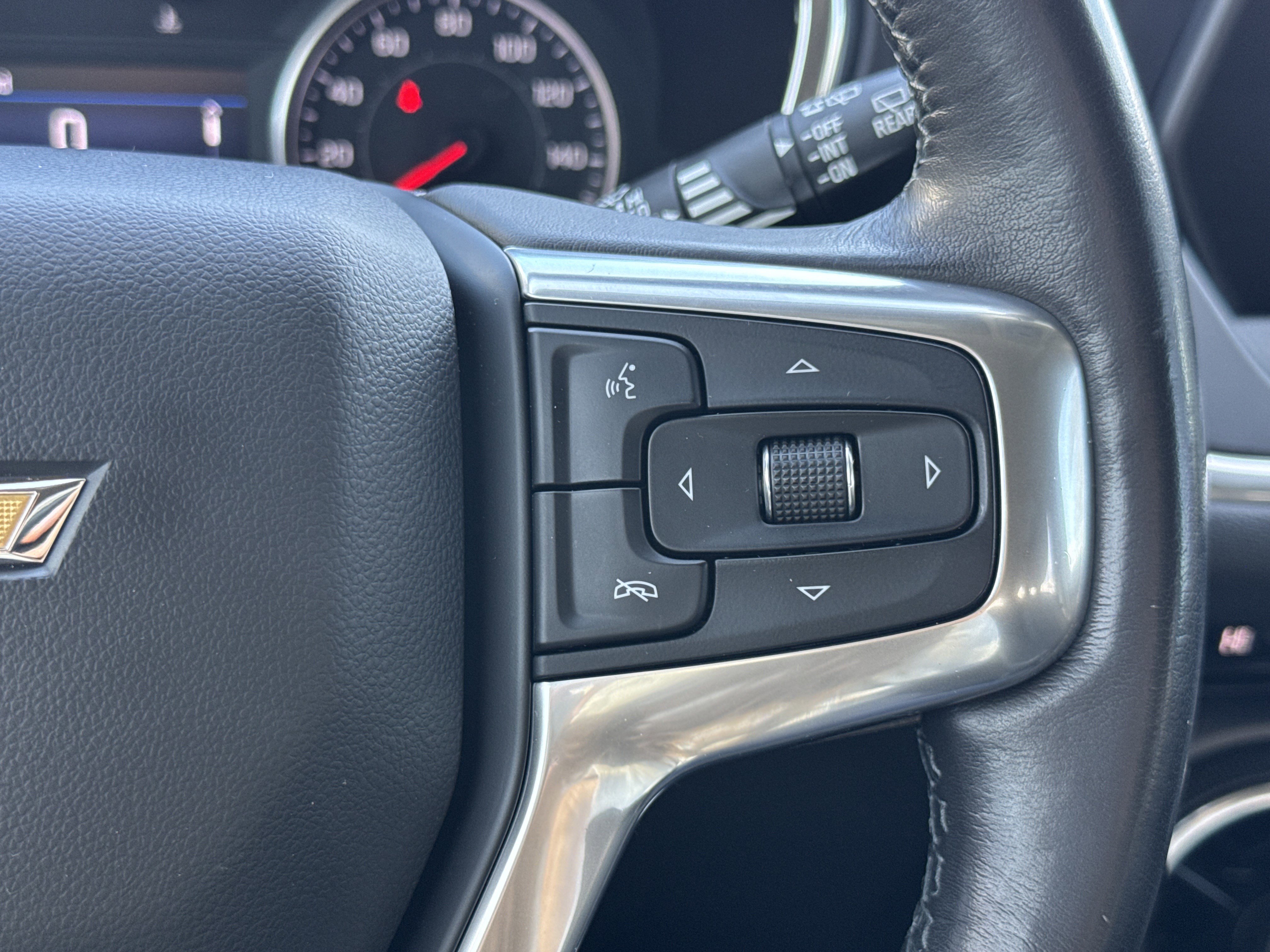 Used 2020 Chevrolet Blazer LT image 17