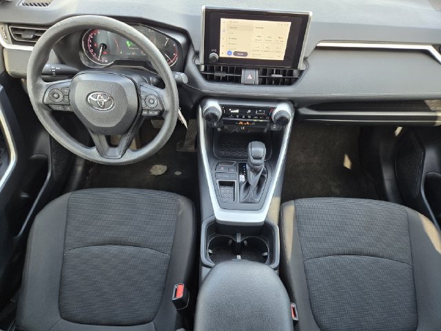Used 2024 Toyota RAV4 LE FWD image 25