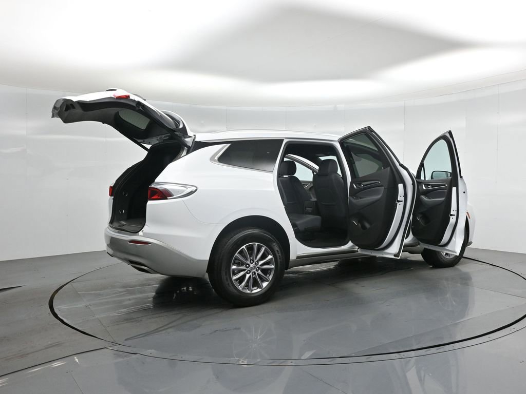 Used 2024 Buick Enclave Premium image 37