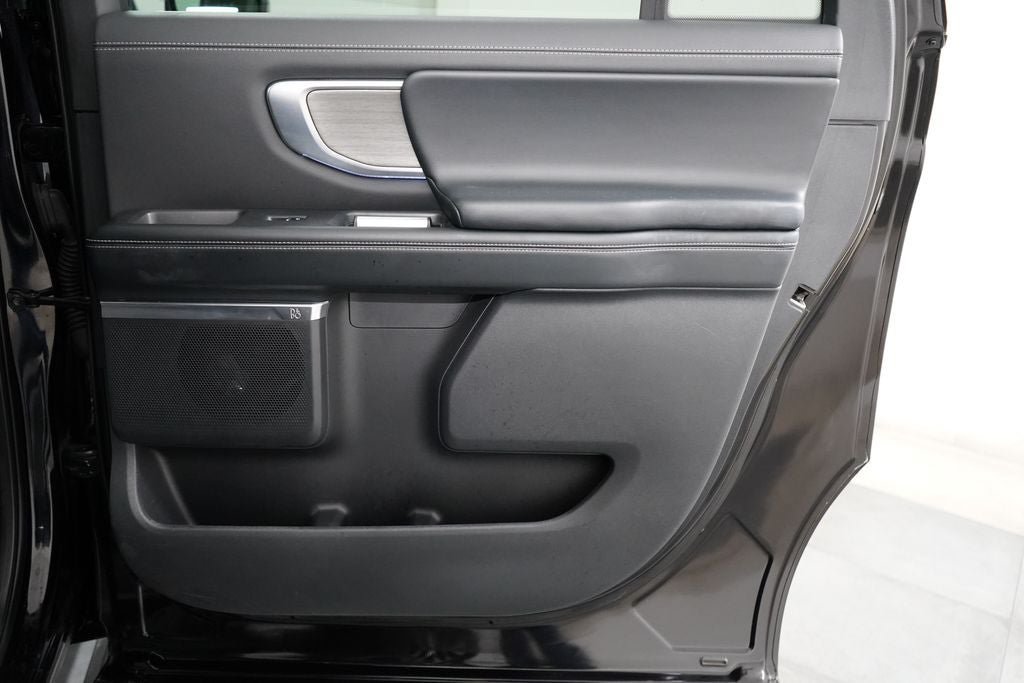 Certified 2025 Ford Expedition Max Platinum AWD/4WD image 32