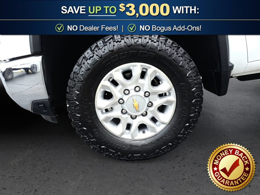 Used 2025 Chevrolet Silverado 2500 LT AWD/4WD image 13