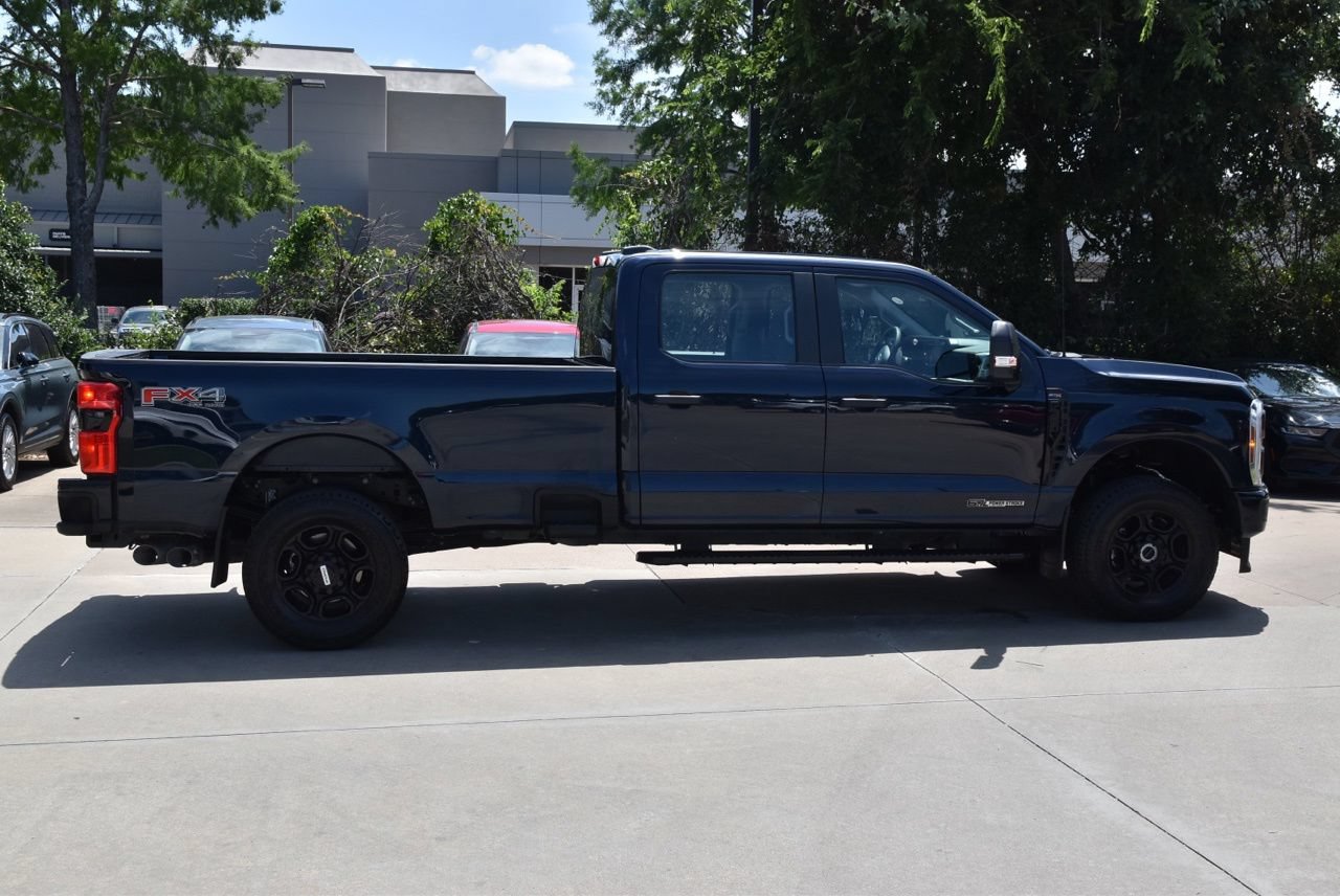 Certified 2025 Ford F350 XL w/ STX Appearance Package AWD/4WD image 6