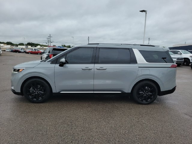 Used 2024 Kia Carnival SX Prestige FWD image 2