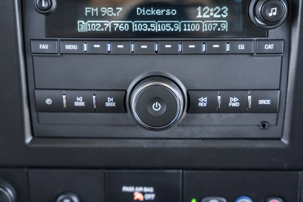 Used 2023 GMC Savana 2500 image 27