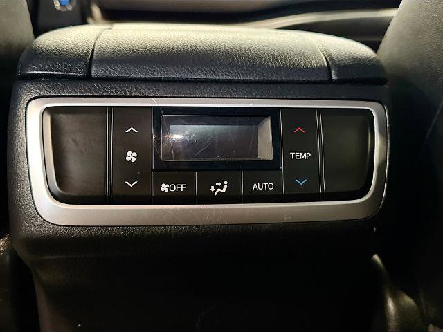 Used 2019 Toyota Highlander XLE image 20