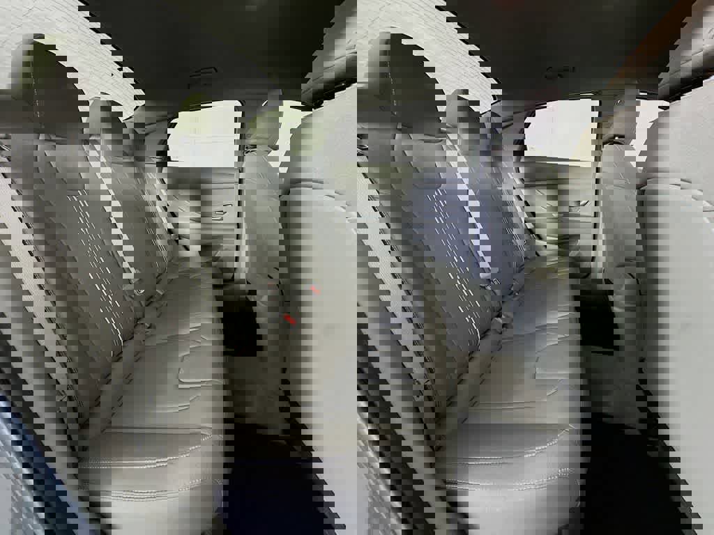 Used 2021 Hyundai Elantra Blue w/ Cargo Package image 29