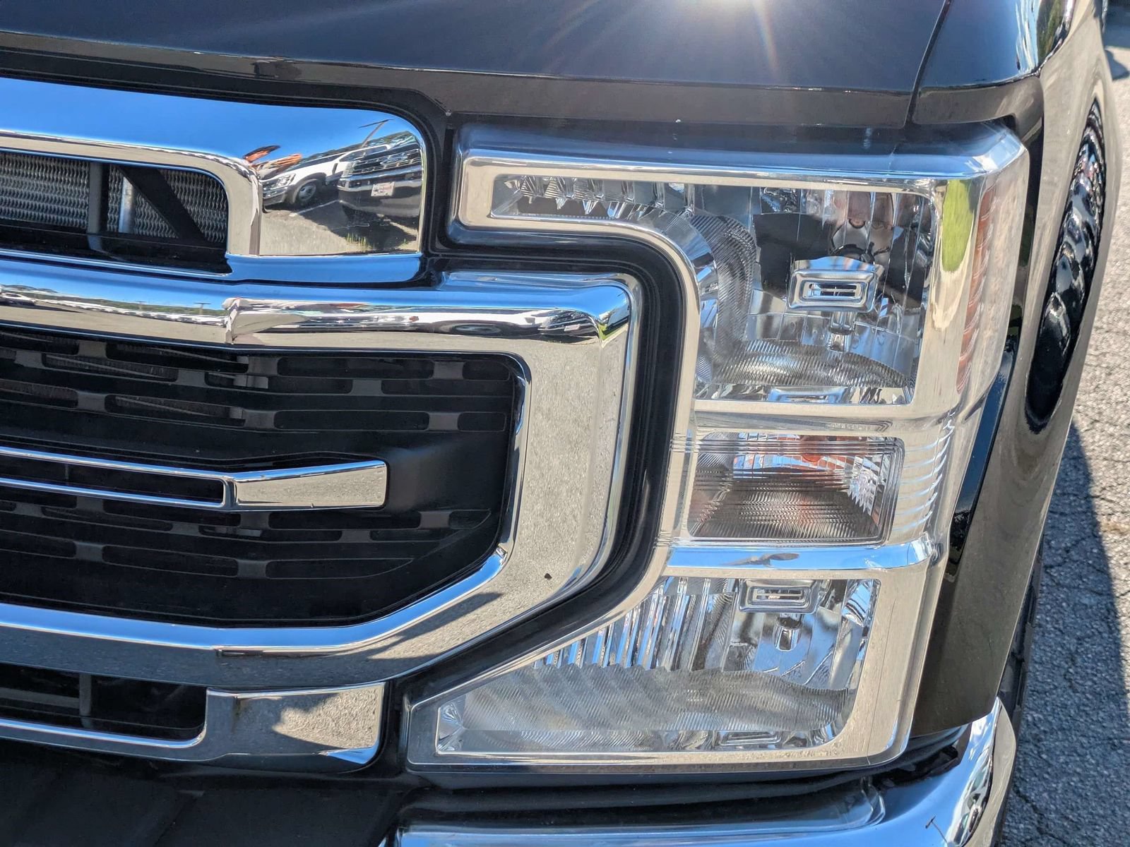 Certified 2022 Ford F250 Lariat w/ Lariat Value Package AWD/4WD image 10