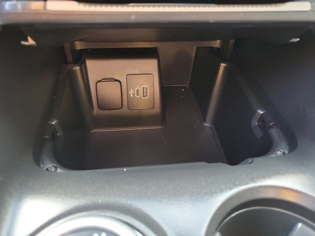 Certified 2025 Ford Explorer Active image 29