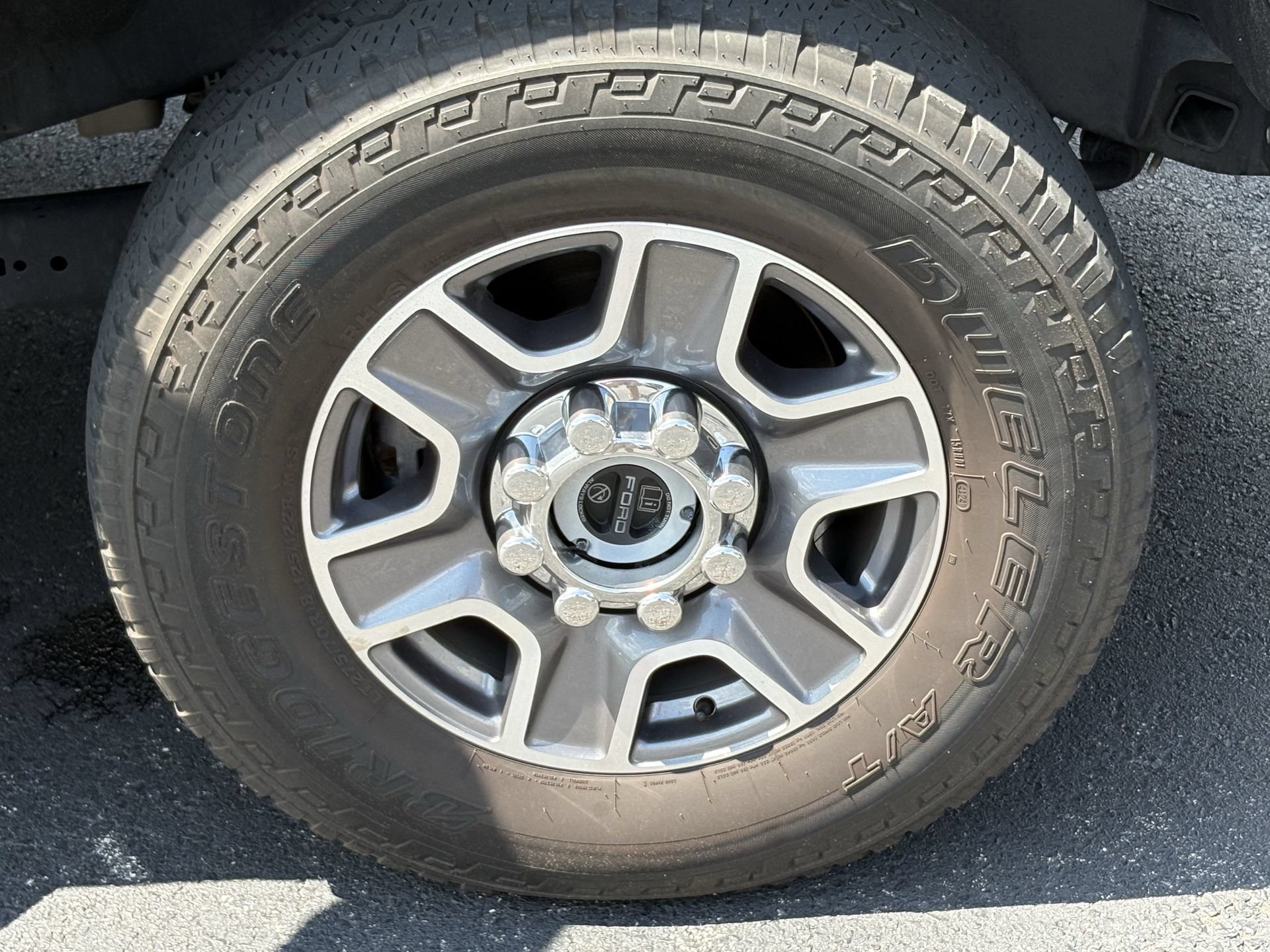 Certified 2024 Ford F250 Lariat AWD/4WD image 25