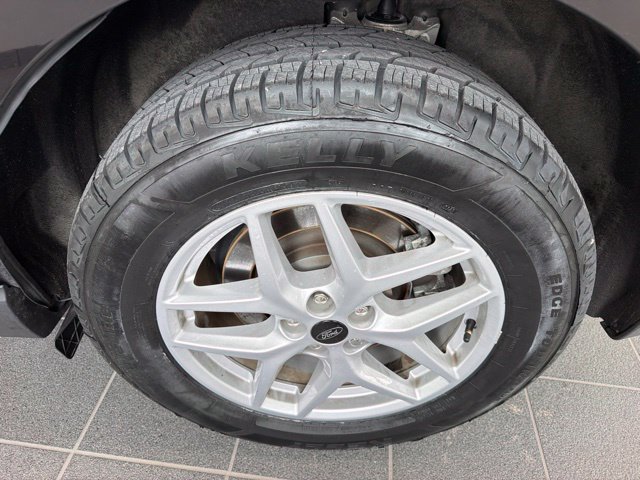 Certified 2023 Ford Edge SEL w/ Convenience Package AWD/4WD image 5