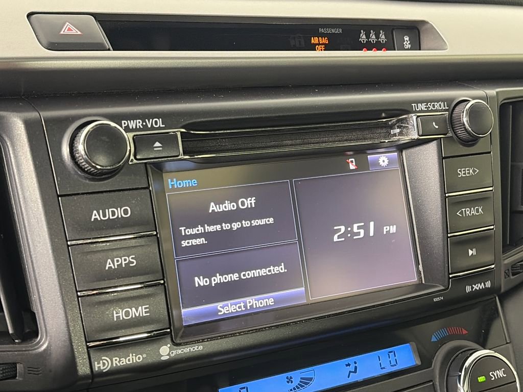Used 2018 Toyota RAV4 XLE AWD/4WD image 19