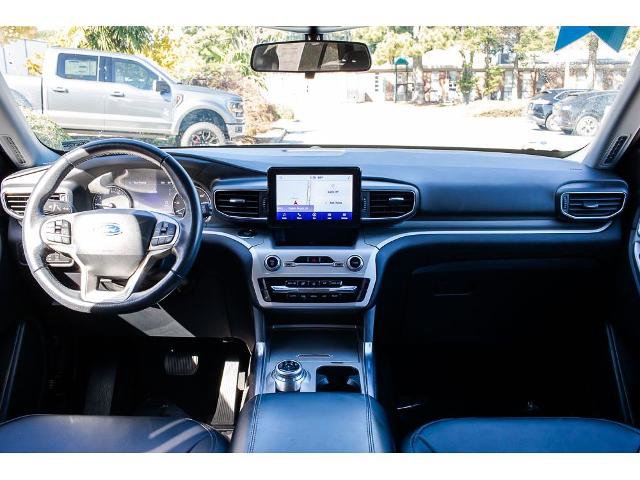Certified 2022 Ford Explorer XLT w/ Equipment Group 202A image 13