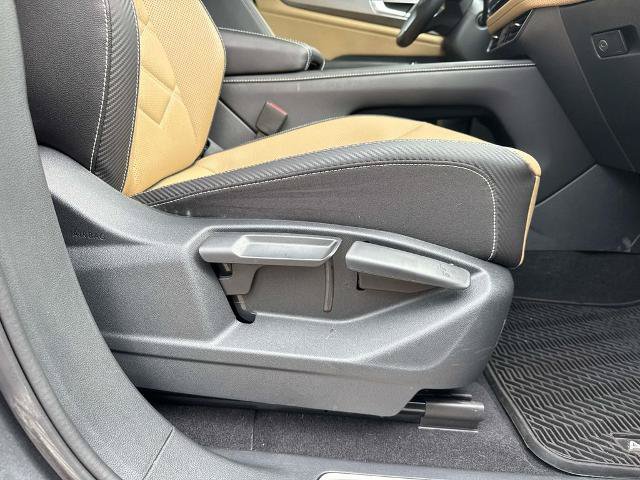 Used 2024 Volkswagen Atlas Cross Sport SE FWD image 12