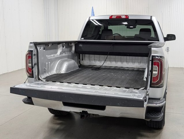 Used 2018 GMC Sierra 1500 SLT w/ SLT Premium Package image 7