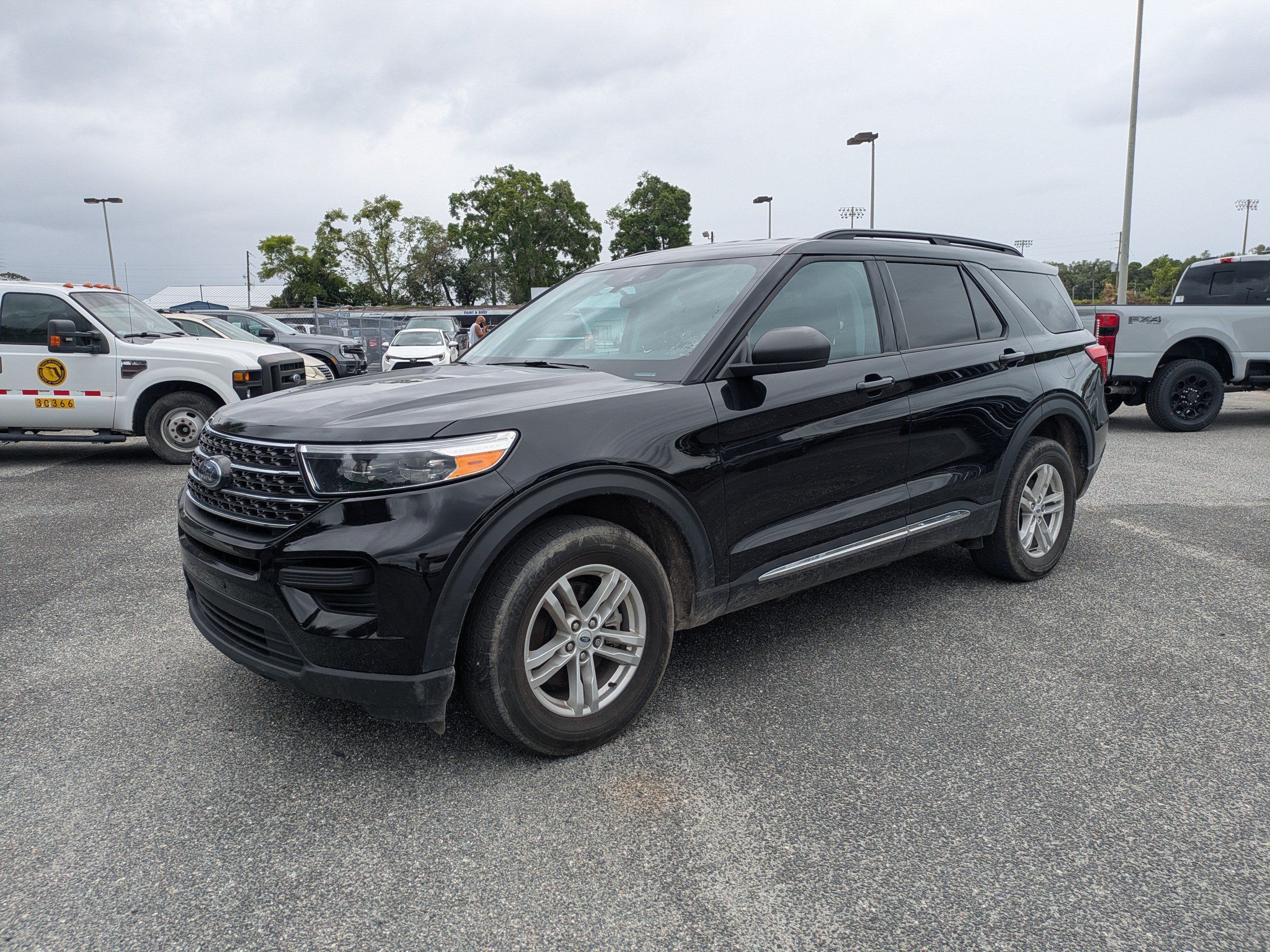 Certified 2023 Ford Explorer XLT AWD/4WD image 8