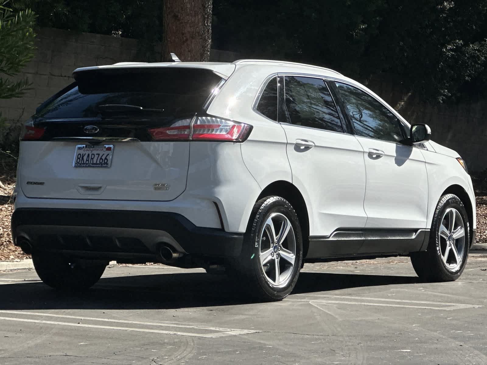 Certified 2020 Ford Edge SEL w/ Convenience Package FWD image 2