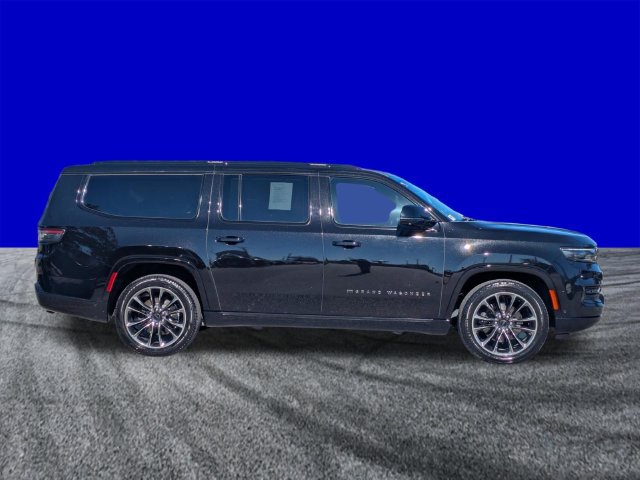 Used 2025 Jeep Grand Wagoneer L Series III w/ Quick Order Packagew 28T AWD/4WD image 3